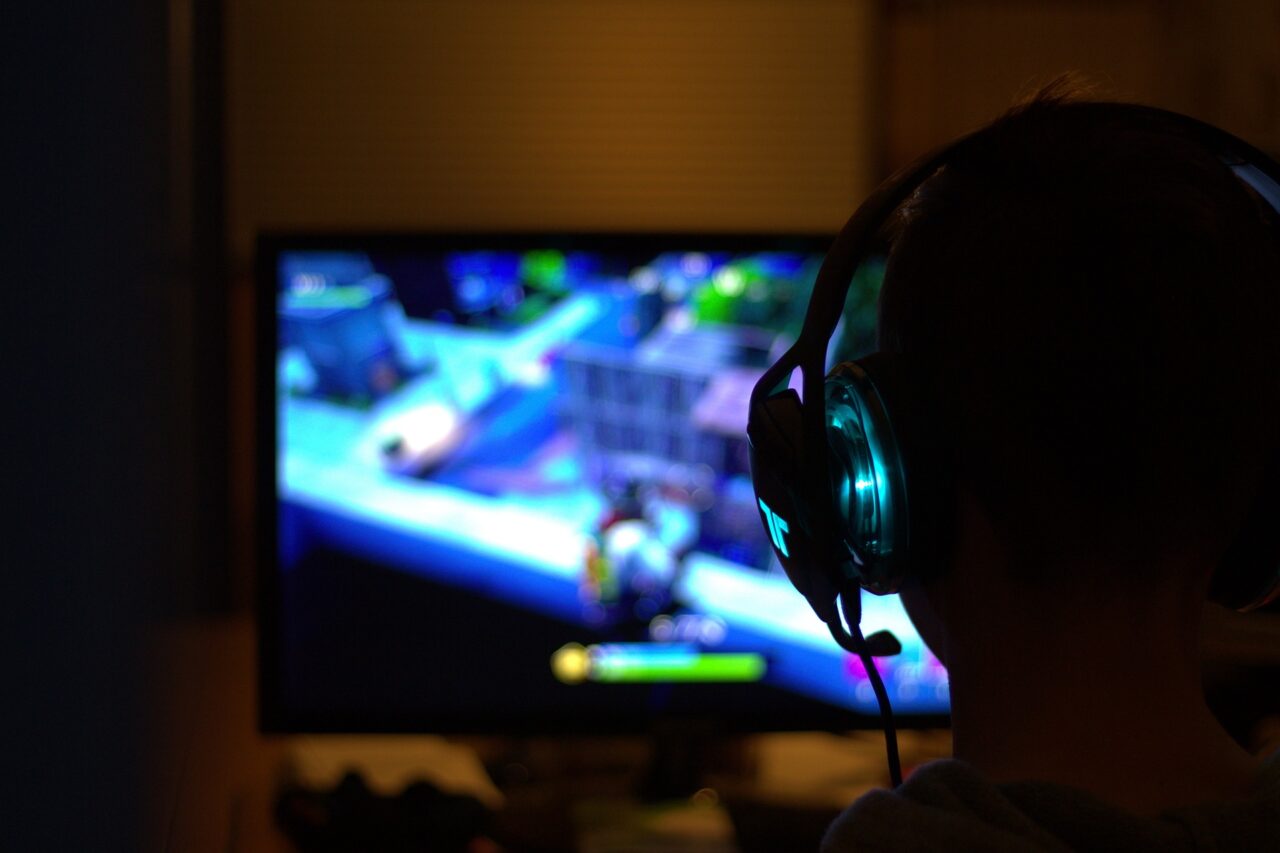 Mastering Play-to-Earn Crypto Gaming: Your Comprehensive Guide to Profitable Gaming 2023